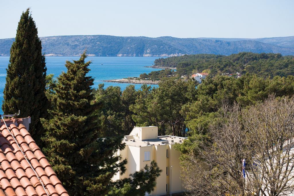 Apartments Vall Krk Town Buitenkant foto