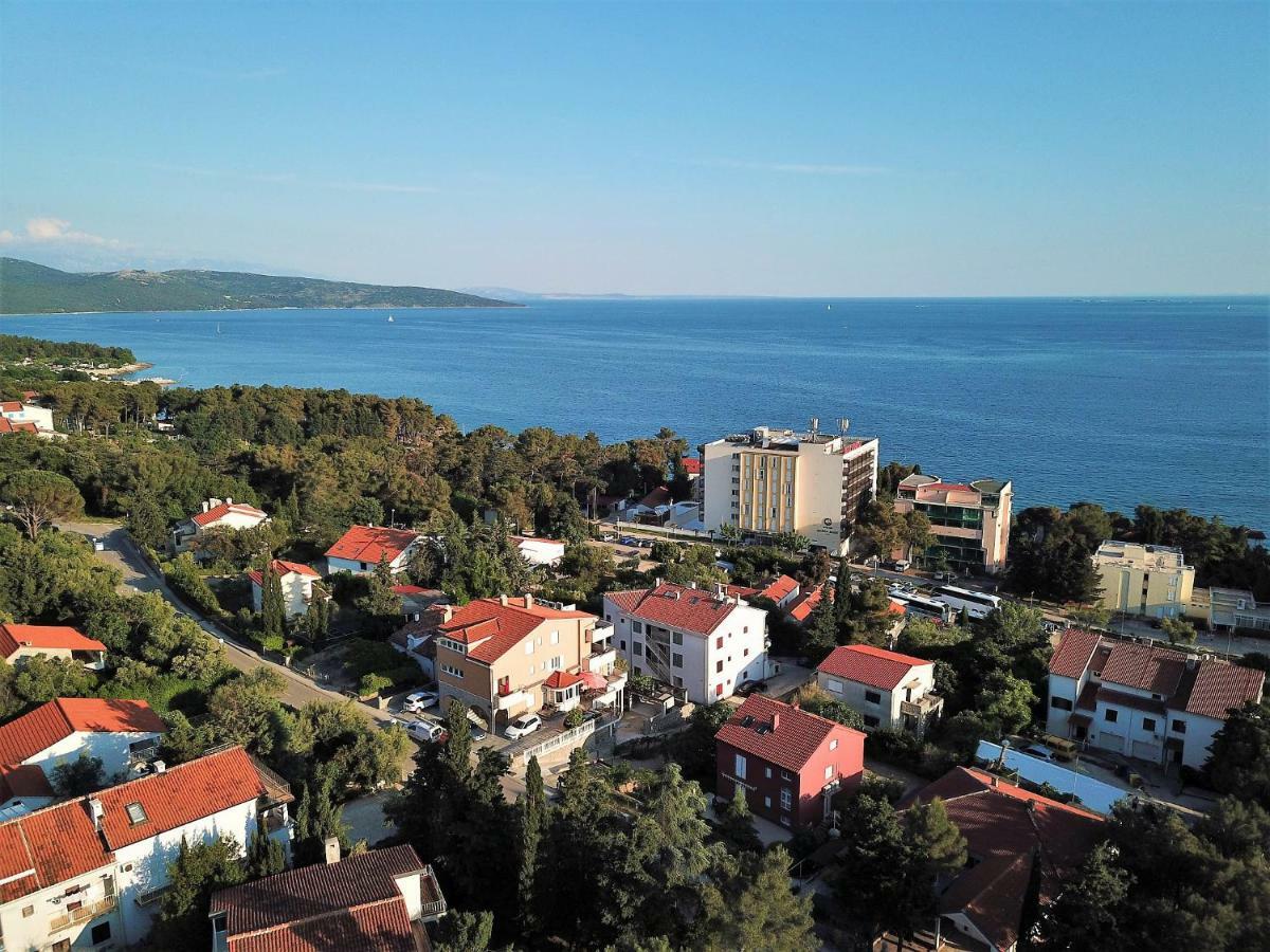 Apartments Vall Krk Town Buitenkant foto